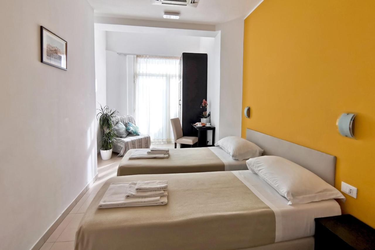 Hotel Poetto Cagliari Buitenkant foto