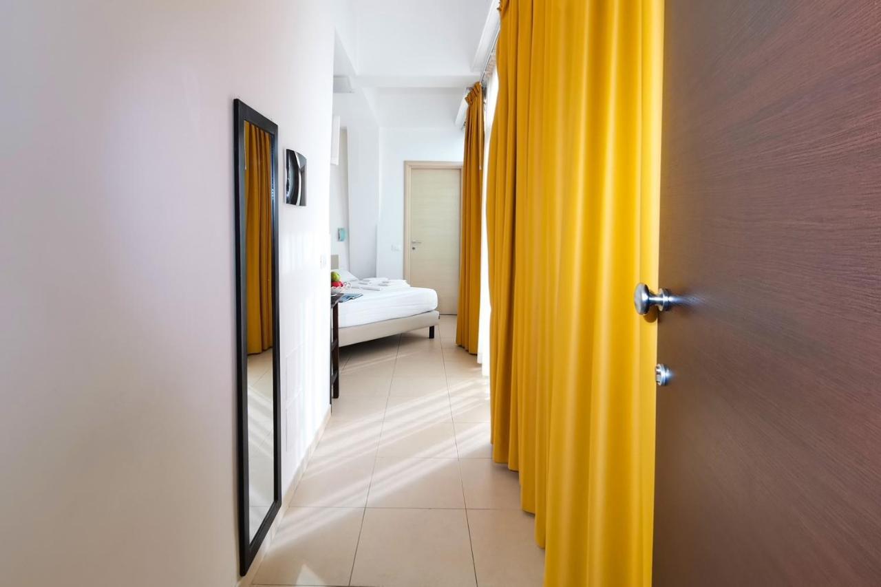 Hotel Poetto Cagliari Buitenkant foto